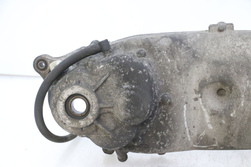 photo de CARTER MOTORE YAMAHA X-MAX XMAX 125 (2010 - 2013) - Marcature e riferimenti originali