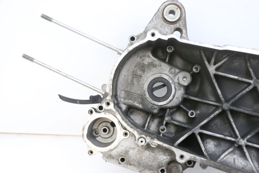 photo de CARTER MOTORE YAMAHA X-MAX XMAX 125 (2010 - 2013) - Caratteristiche distintive