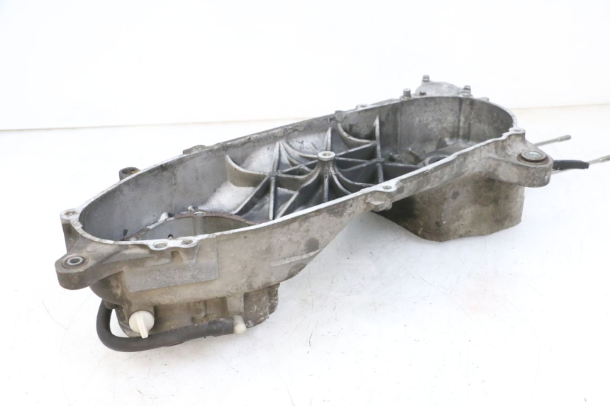 photo de CARTER MOTORE YAMAHA X-MAX XMAX 125 (2010 - 2013) - Dettagli dei punti di fissaggio