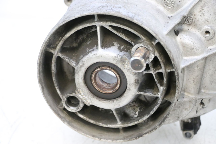 photo de CARTER MOTORE SINISTRO PIAGGIO ZIP 4T 50 (2018 - 2020) - Dettagli dei punti di fissaggio