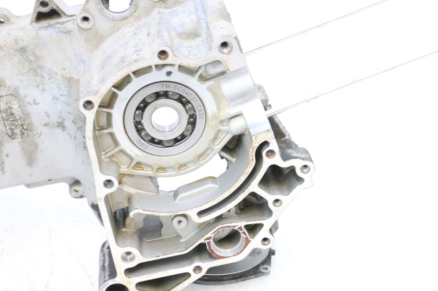 photo de CARTER MOTORE SINISTRO PIAGGIO ZIP 4T 50 (2018 - 2020) - Stato della superficie e materiale