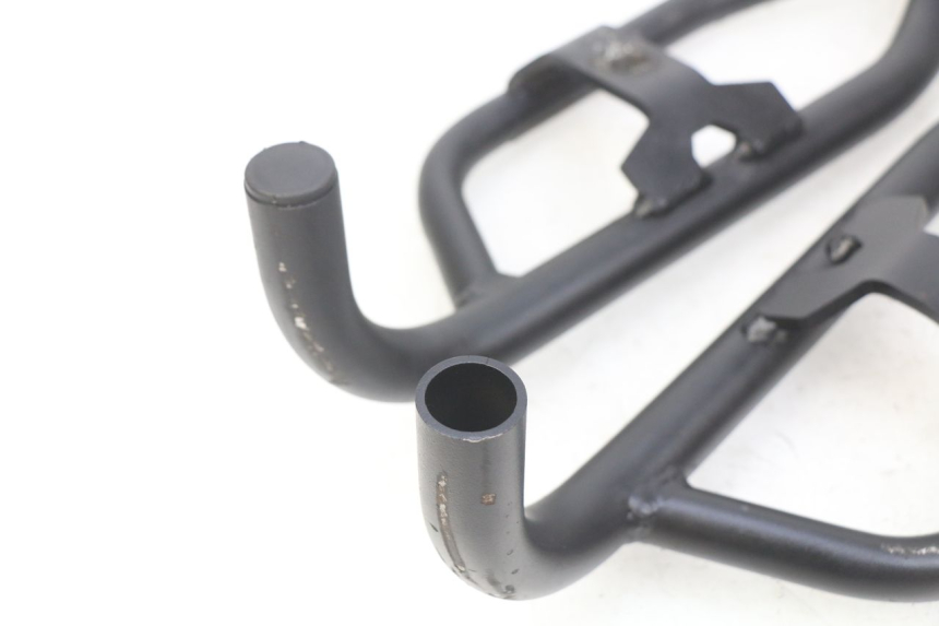 photo de COPERCHIO PROTEZIONE CILINDRO HONDA CB R 1000 (2018 - 2023) - Dettaglio del componente