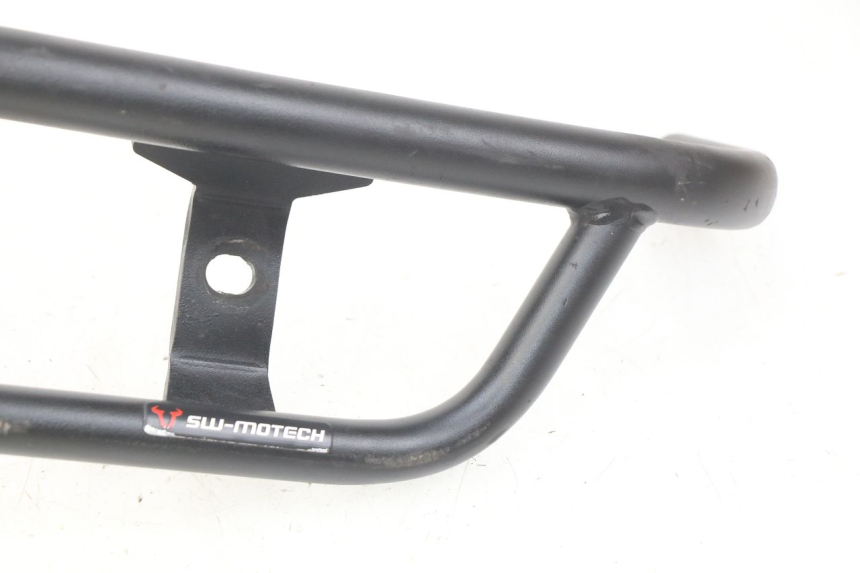 photo de COPERCHIO PROTEZIONE CILINDRO HONDA CB R 1000 (2018 - 2023) - Zoom sui componenti