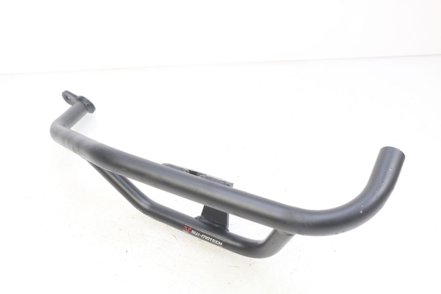 photo de COPERCHIO PROTEZIONE CILINDRO HONDA CB R 1000 (2018 - 2023) - Primo piano tecnico