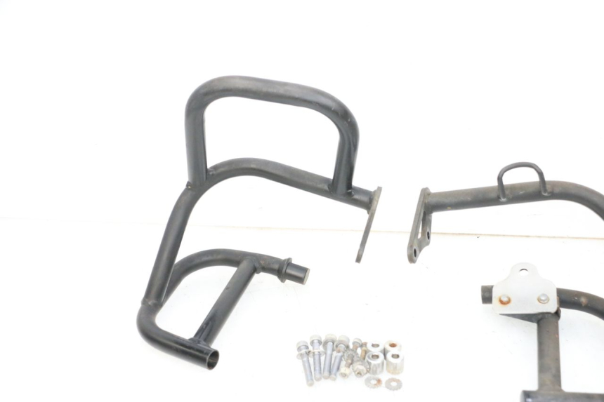 photo de COPERCHIO PROTEZIONE CILINDRO YAMAHA FJR ABS 1300 (2006 - 2012) - Altra vista dell'articolo