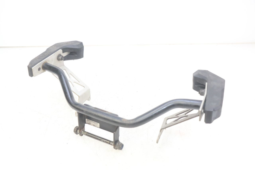 photo de COPERCHIO PROTEZIONE CILINDRO YAMAHA MT ABS 125 (2014 - 2018) - Dettagli dei punti di fissaggio