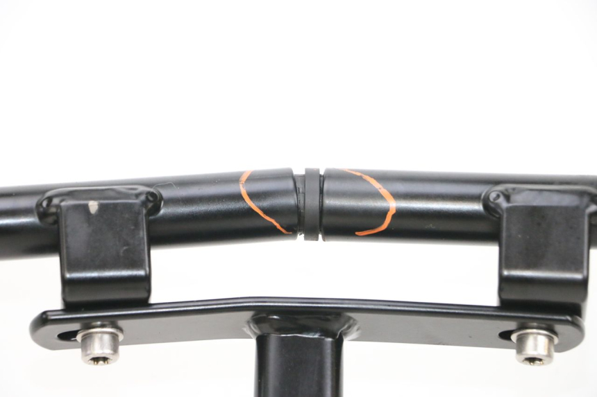 photo de PARAMOTORE BMW R GS 1250 (2021 - 2024) - Zoom sullo stato d'uso