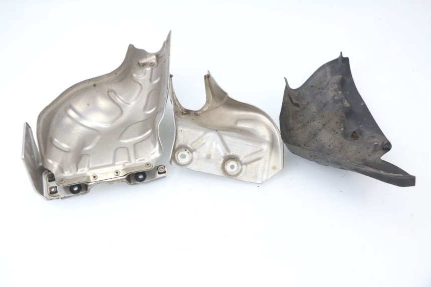 photo de COPERCHIO PROTEZIONE CILINDRO HONDA VFR F 1200 (2010 - 2015) - Dettaglio del componente