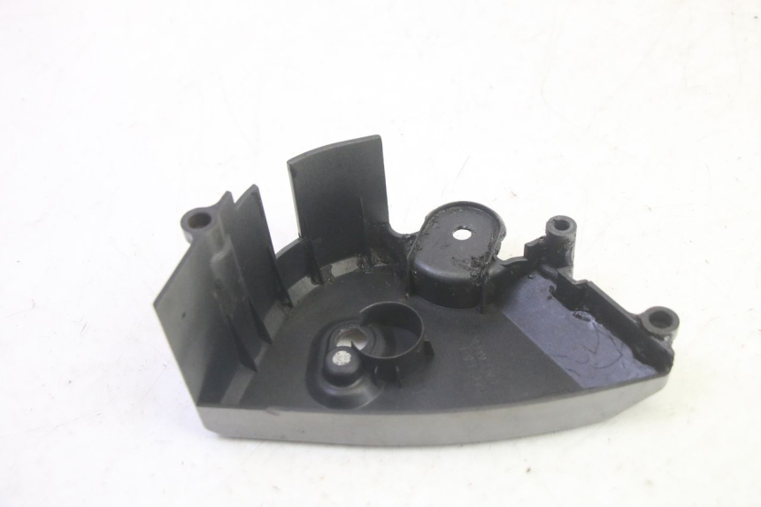 photo de CARTER PIGNONE SUZUKI DL V STROM 1000 (2002 - 2007) - Dettagli dei punti di fissaggio