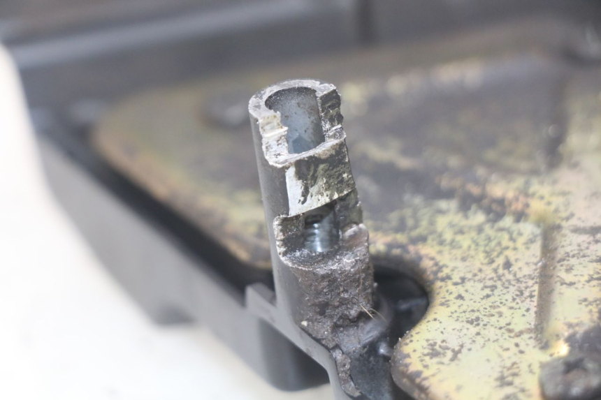 photo de COPERCHIO PIGNONE YAMAHA FZS FAZER 600 (1998 - 2001) - Altra angolazione