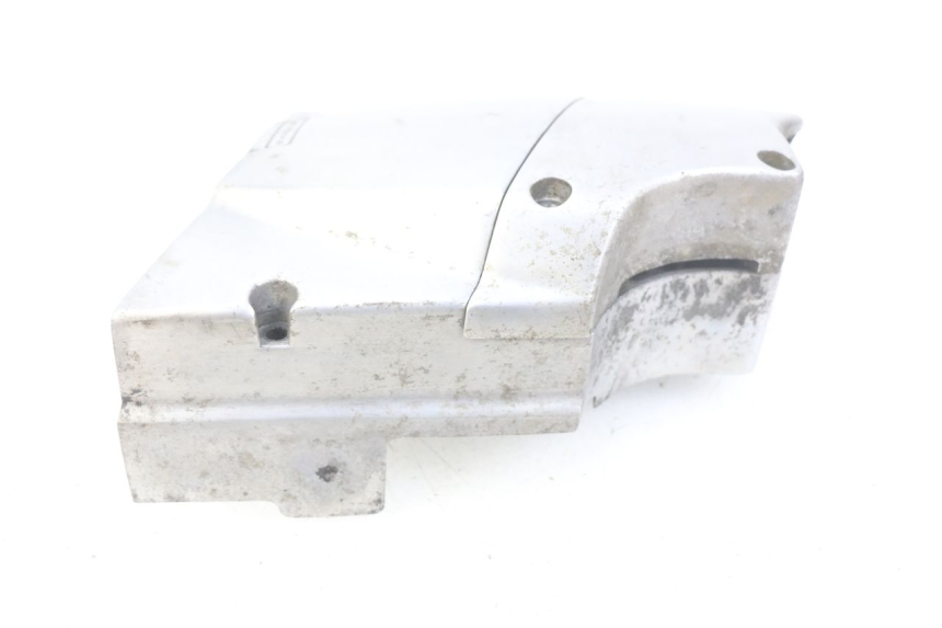 photo de COPERCHIO PIGNONE KAWASAKI ZEPHYR 1100 ( - 1995) - Dettagli dei punti di fissaggio