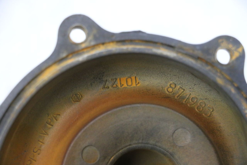 photo de COPERCHIO POMPA ACQUA GILERA GP 800 (2007 - 2013) - Primo piano tecnico