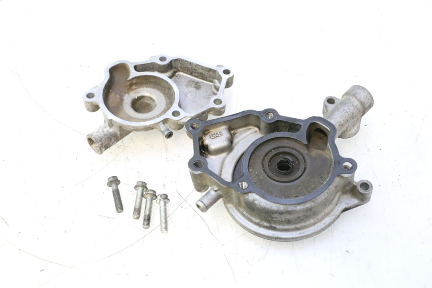 photo de CARTER POMPA ACQUA YAMAHA X-MAX XMAX 125 (2010 - 2013) - Vista principale