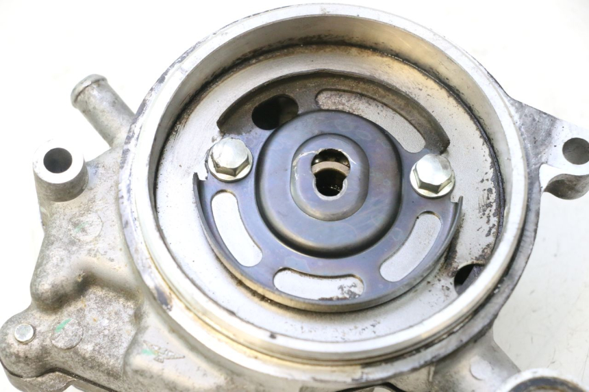 photo de CARTER POMPA ACQUA YAMAHA X-MAX XMAX 125 (2010 - 2013) - Dettaglio del componente