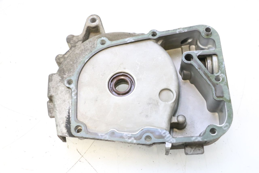 photo de CARTER STATORE PEUGEOT KISBEE 4T 50 (2010 - 2017) - Altra angolazione