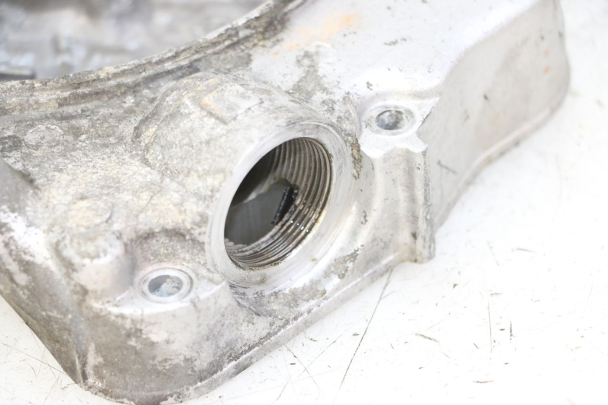 photo de CARTER STATORE PEUGEOT VIVACITY 125 (2010 - 2017) - Dettagli dei punti di fissaggio