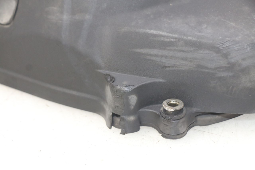 photo de COPERCHIO VARIATORE SUZUKI BURGMAN 125 (2007 - 2014) - Altra angolazione