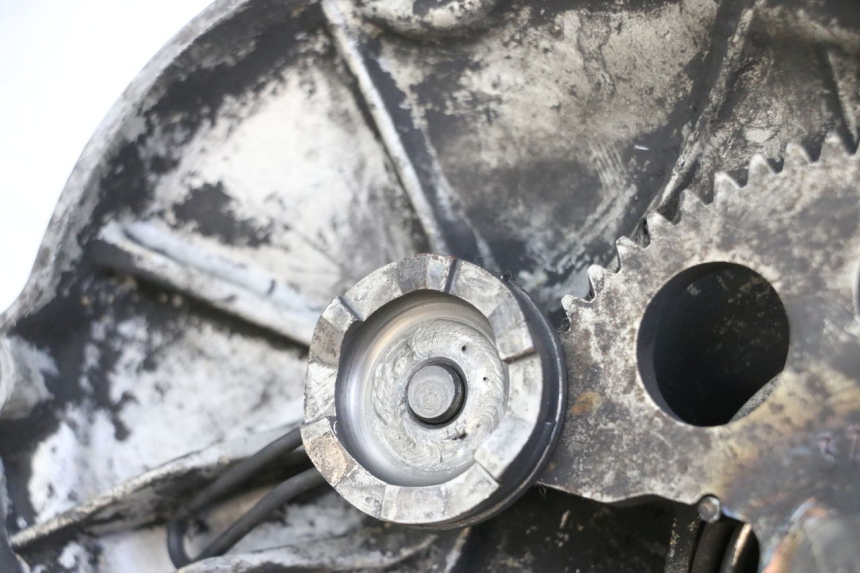 photo de COPERCHIO VARIATORE YAMAHA BW'S 50 (2004 - 2017) - Primo piano tecnico