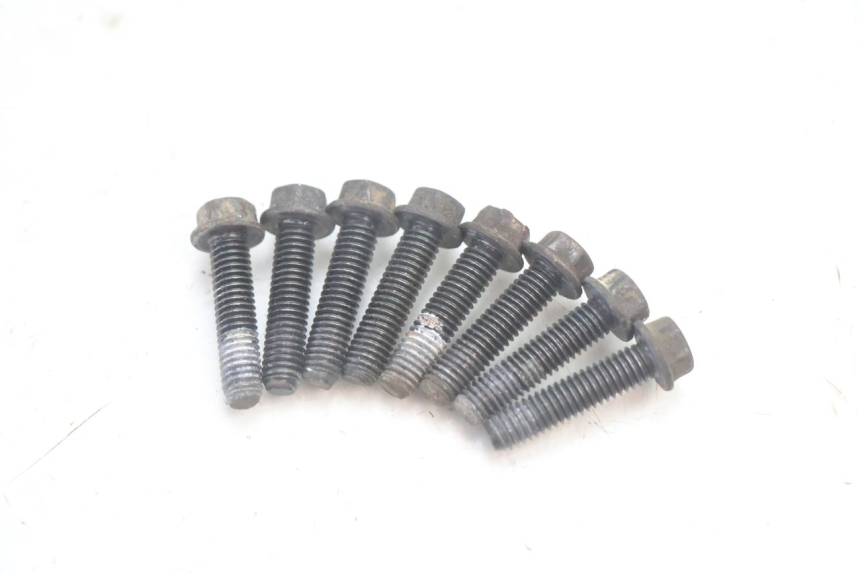 photo de COPERCHIO VARIATORE YAMAHA BW'S BWS 125 (2010 - 2013) - Marcature e riferimenti originali