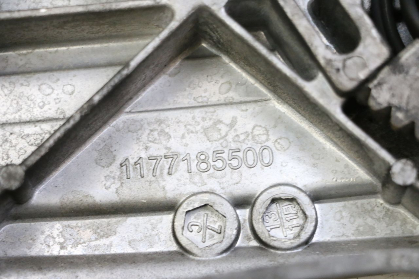 photo de COPERCHIO VARIATORE PEUGEOT CITYSTAR 50 (2013 - 2017) - Dettaglio del componente