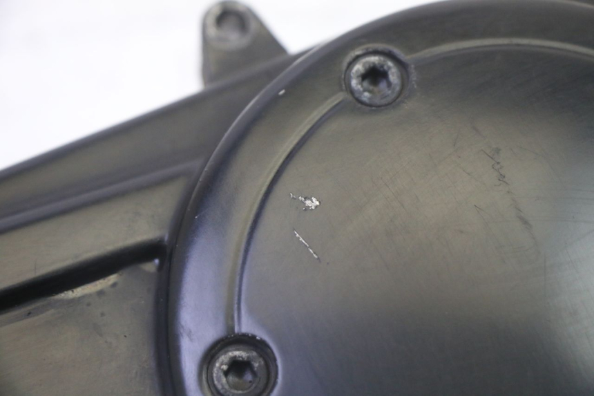 photo de COPERCHIO VARIATORE PEUGEOT CITYSTAR 50 (2013 - 2017) - Dettagli dei punti di fissaggio