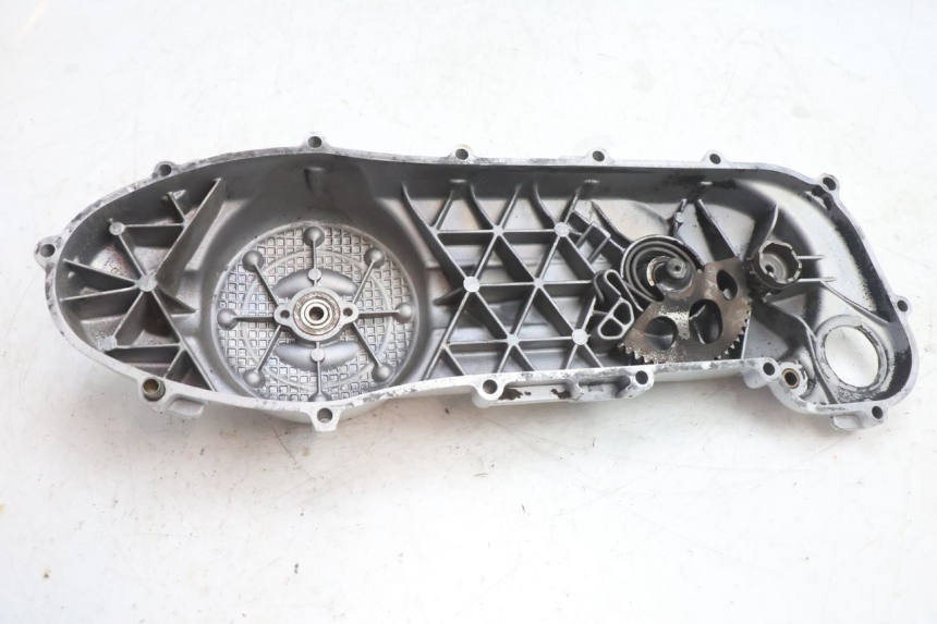 photo de COPERCHIO VARIATORE PIAGGIO FLY 2T 50 (2004 - 2017) - Caratteristiche distintive