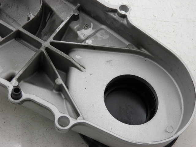 photo de COPERCHIO VARIATORE HONDA SH 125 (2003 - 2004) - Marcature e riferimenti originali