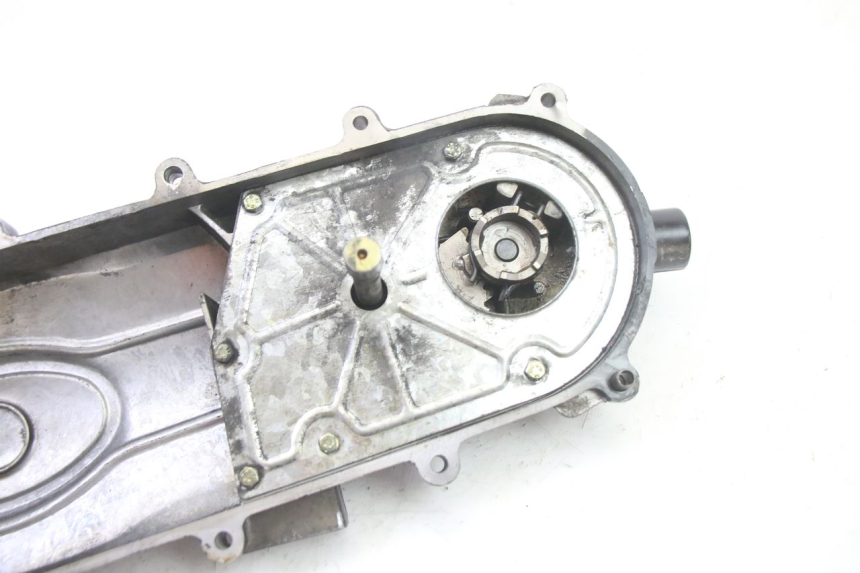 photo de COPERCHIO VARIATORE SYM JET 14 4T 50 (2018 - 2022) - Stato della superficie e materiale