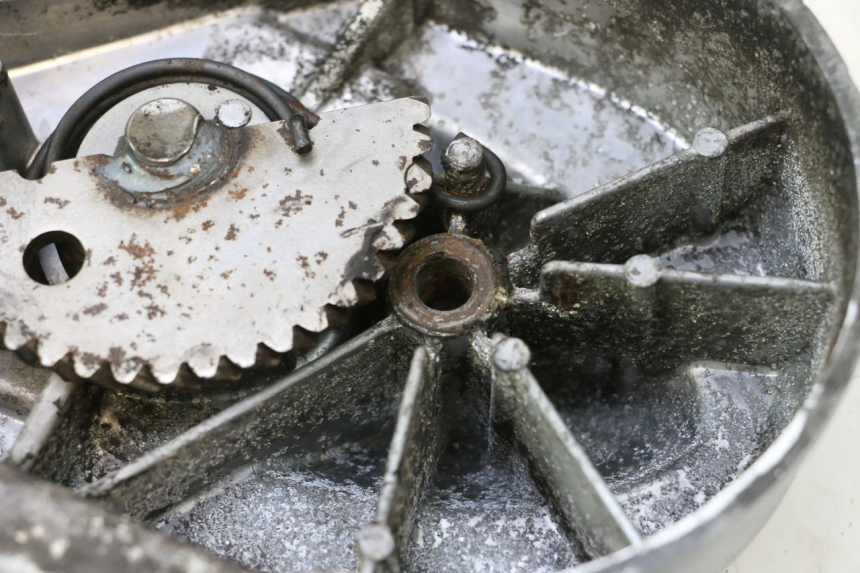 photo de COPERCHIO VARIATORE PEUGEOT KISBEE 2T 50 (2010 - 2017) - Vista d'insieme del prodotto