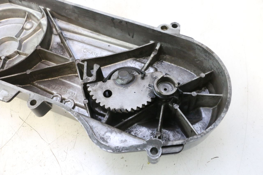 photo de COPERCHIO VARIATORE PEUGEOT KISBEE 2T 50 (2010 - 2017) - Altra vista dell'articolo