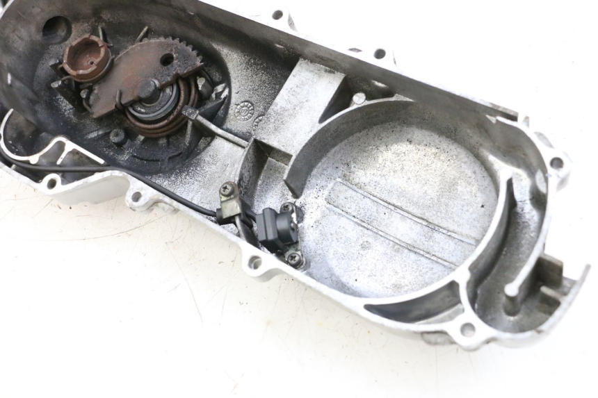 photo de COPERCHIO VARIATORE PEUGEOT KISBEE 4T 50 (2010 - 2017) - Dettagli dei punti di fissaggio