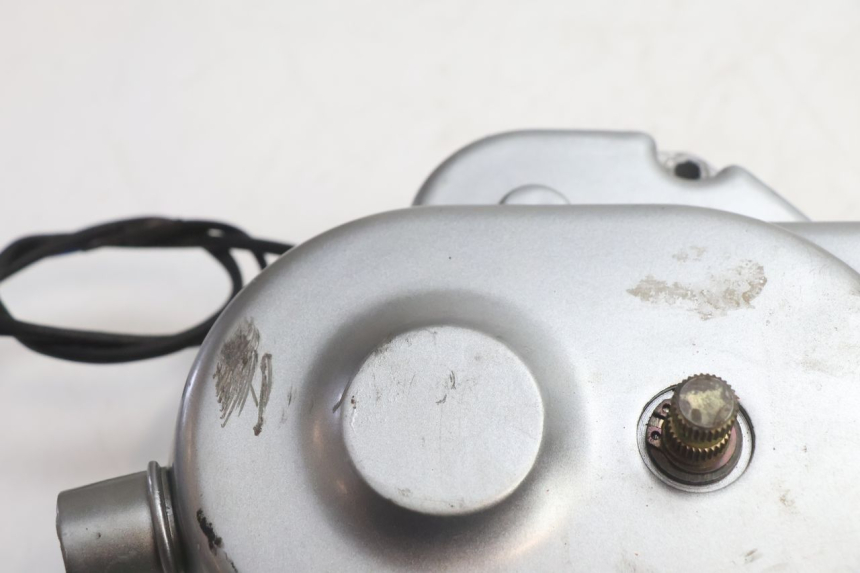 photo de COPERCHIO VARIATORE PEUGEOT KISBEE 4T 50 (2010 - 2017) - Altra angolazione