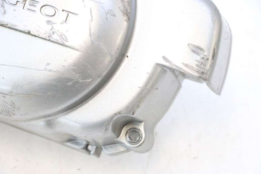 photo de COPERCHIO VARIATORE PEUGEOT KISBEE 4T 50 (2010 - 2017) - Caratteristiche distintive