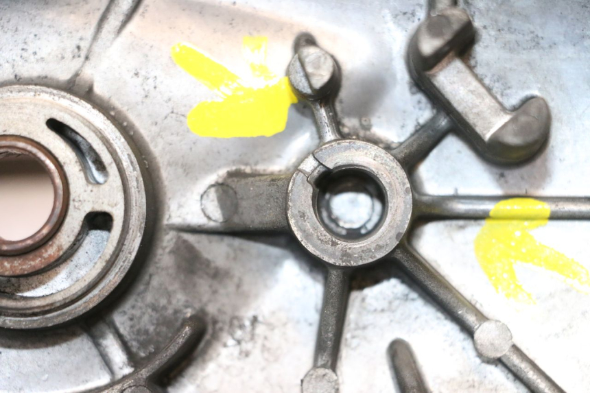 photo de COPERCHIO VARIATORE PEUGEOT KISBEE 4T 50 (2018 - 2022) - Primo piano tecnico