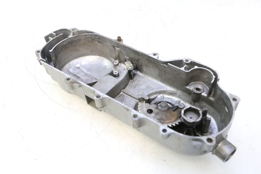 photo de COPERCHIO VARIATORE PEUGEOT KISBEE 4T 50 (2010 - 2017) - Dettagli dei punti di fissaggio