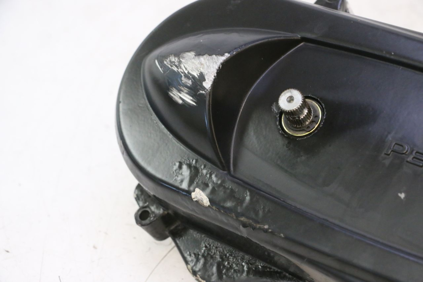 photo de COPERCHIO VARIATORE PEUGEOT LUDIX 50 (2008 - 2017) - Stato della superficie e materiale