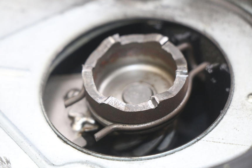 photo de COPERCHIO VARIATORE SYM MIO 50 (2011 - 2017) - Zoom sullo stato d'uso