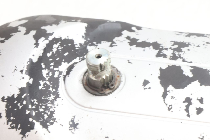 photo de COPERCHIO VARIATORE PIAGGIO NEW TYPHOON 50 (2018 - 2021) - Zoom sullo stato d'uso
