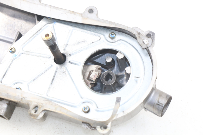 photo de COPERCHIO VARIATORE SYM ORBIT 2 4T 50 (2008 - 2017) - Stato della superficie e materiale