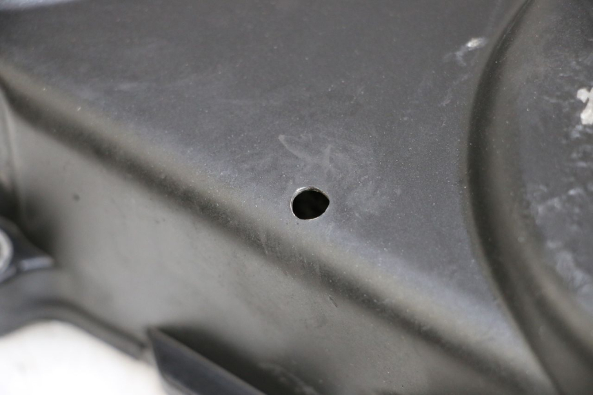 photo de COPERCHIO VARIATORE TNT MOTOR ROMA 10' 4T 50 (2007 - 2018) - Stato della superficie e materiale