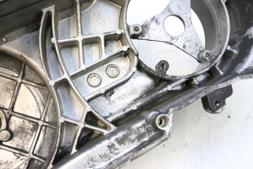 photo de COPERCHIO VARIATORE PEUGEOT SATELIS COMPRESSOR K15 125 (2006 - 2009) - Dettaglio del componente