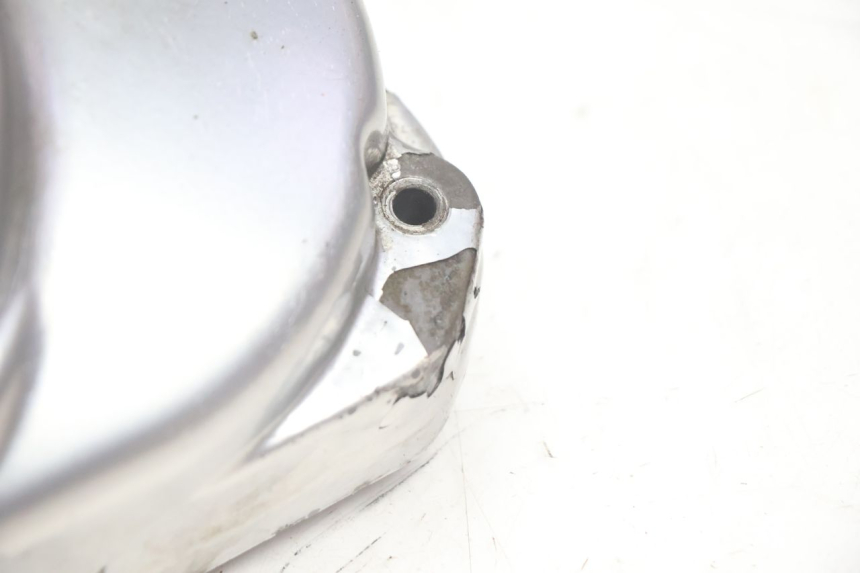 photo de COPERCHIO VARIATORE PEUGEOT SATELIS 125 (2006 - 2009) - Dettagli dei punti di fissaggio