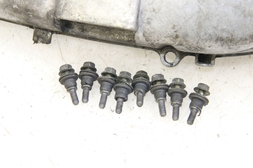 photo de CARTER TRASMISSIONE MBK SKYCRUISER 125 (2006 - 2009) - Dettagli dei punti di fissaggio