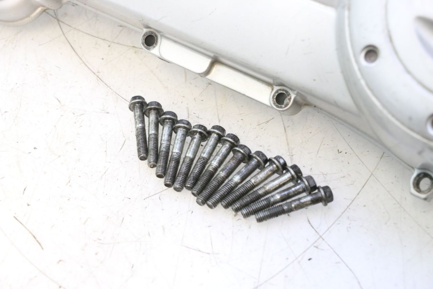 photo de COPERCHIO VARIATORE APRILIA SR 2T 50 (2012 - 2017) - Zoom sui componenti