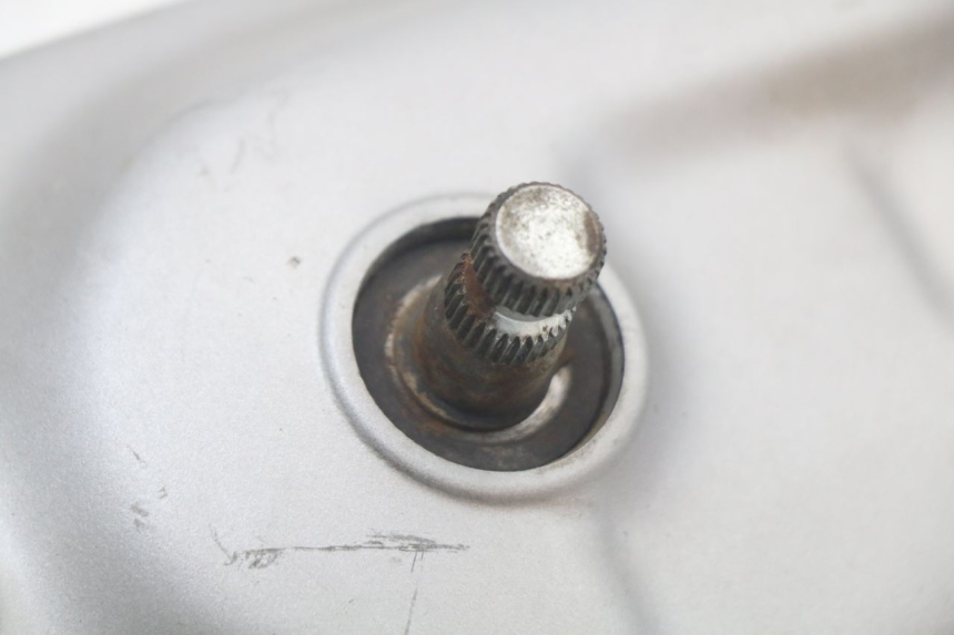 photo de COPERCHIO VARIATORE MBK STUNT NAKED 50 (2004 - 2018) - Zoom sullo stato d'uso