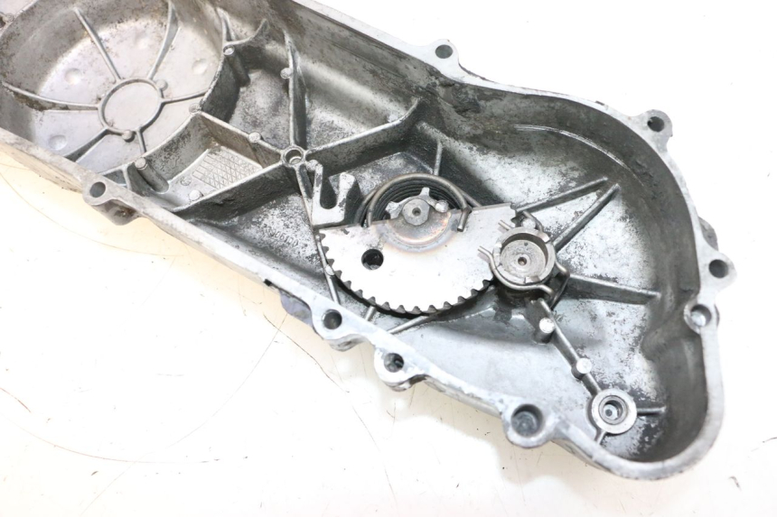 photo de COPERCHIO VARIATORE PEUGEOT TREKKER 50 (1995 - 2004) - Primo piano tecnico