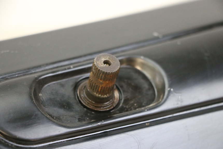 photo de CARTER TRASMISSIONE PEUGEOT TWEET PRO CARGO 50 (2018 - 2022) - Stato della superficie e materiale