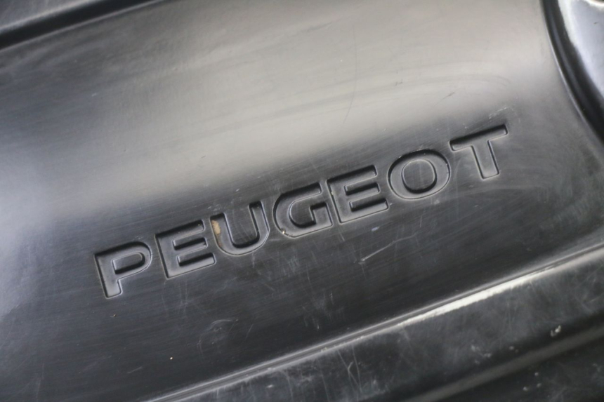 photo de COPERCHIO VARIATORE PEUGEOT VIVACITY NEW 2T 50 (2008 - 2017) - Altra angolazione