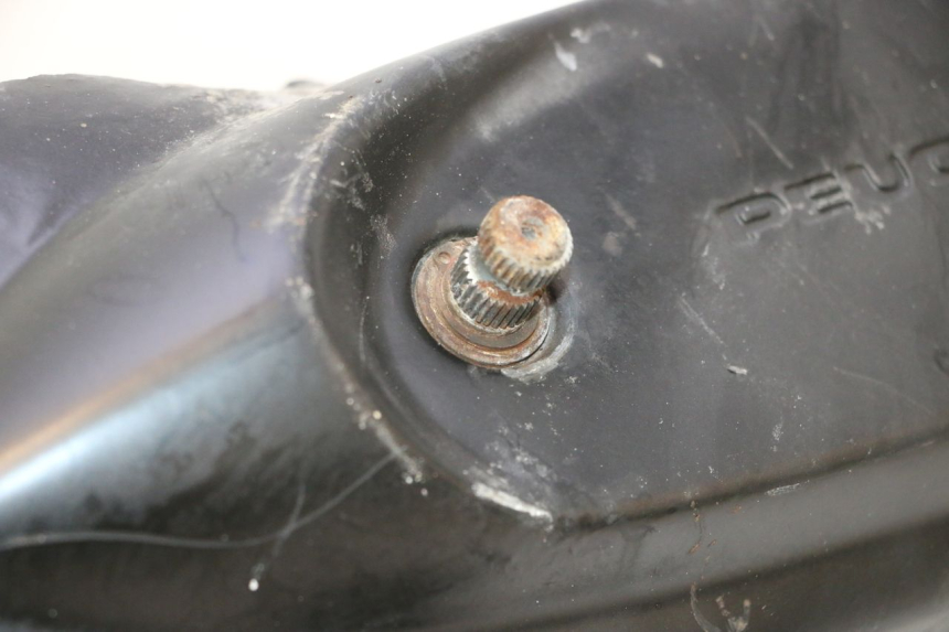 photo de COPERCHIO VARIATORE PEUGEOT VIVACITY 50 (2004 - 2009) - Caratteristiche distintive