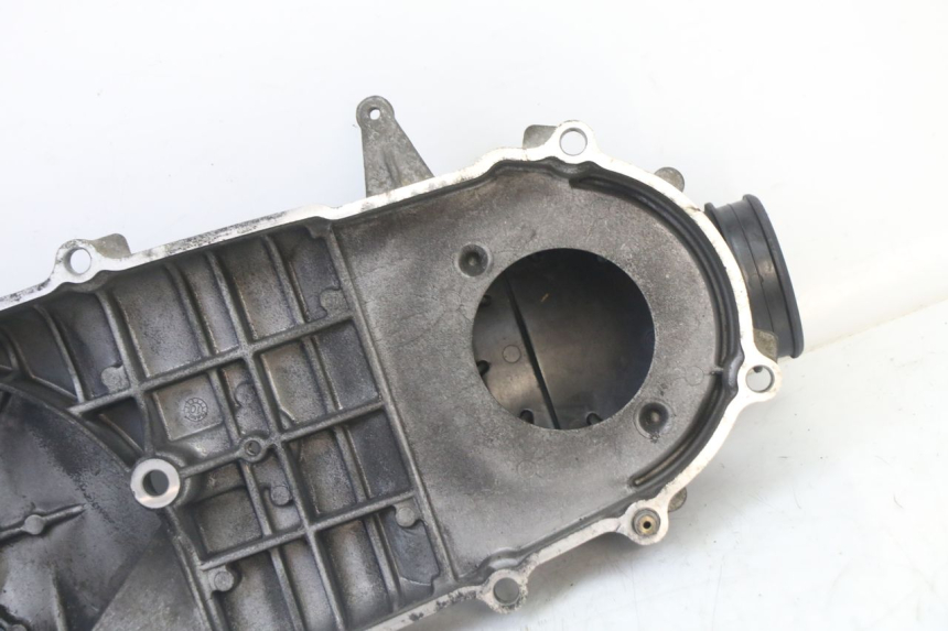 photo de COPERCHIO VARIATORE YAMAHA XMAX X-MAX 125 (2006 - 2009) - Dettagli dei punti di fissaggio